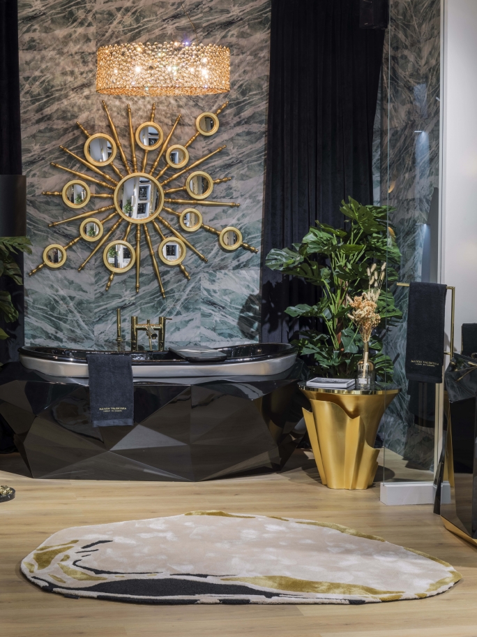 Luxury Bathroom With Nuance&nbsp;Rug by Rug'Society